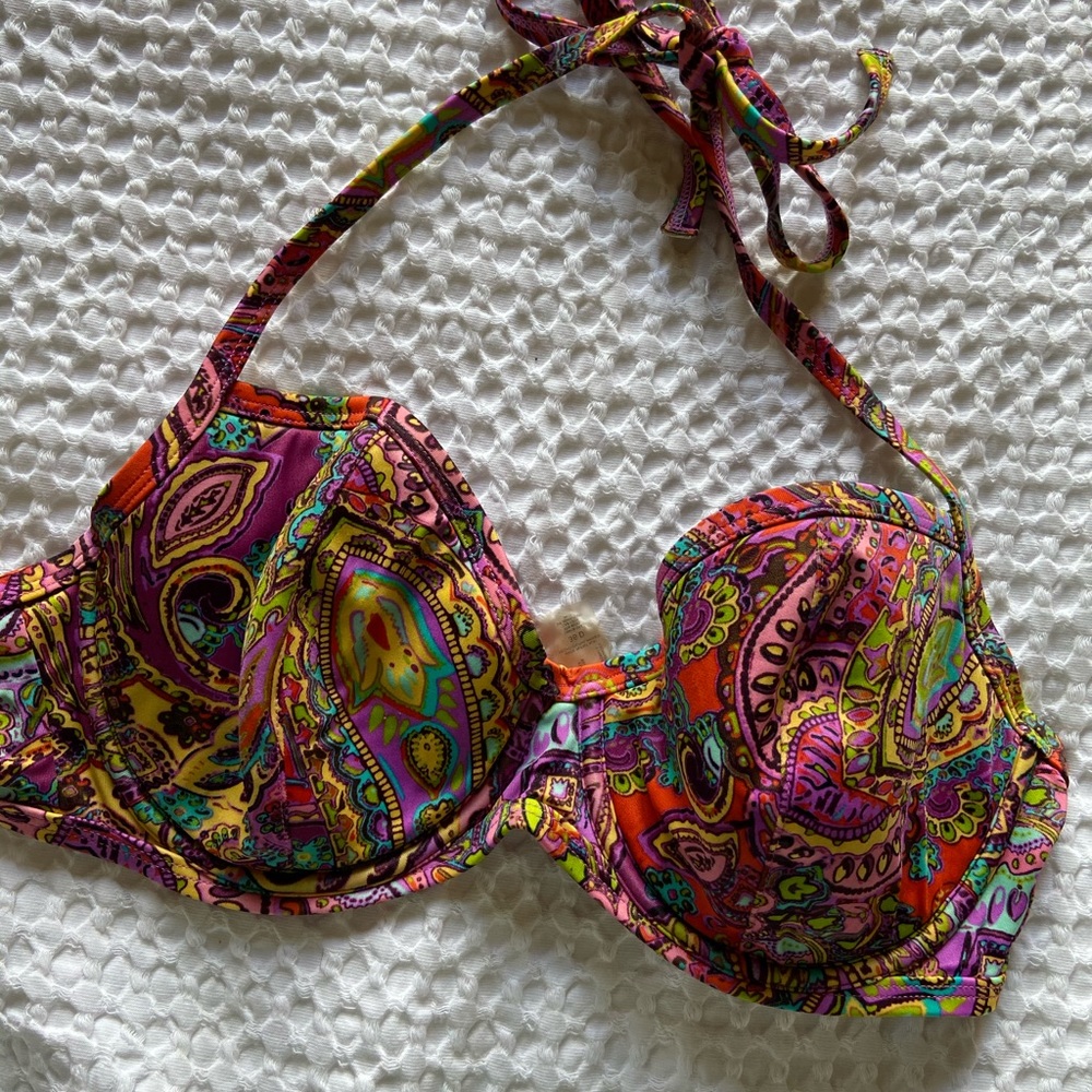 Victoria’s Secret swim top